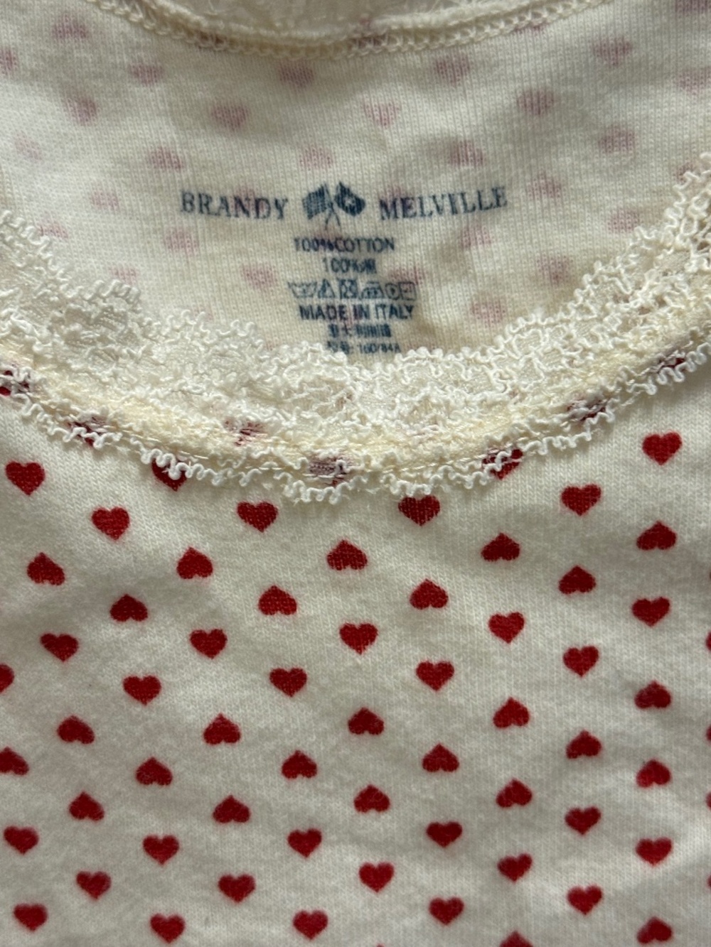 Brandy Melville Heart Top - Picture 4 of 4